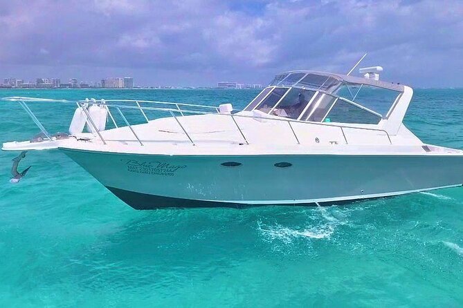 Private Cancun Yacht Tour 42ft up to 8 pax - Leaving Sunset Marina for Nichupté Bay
