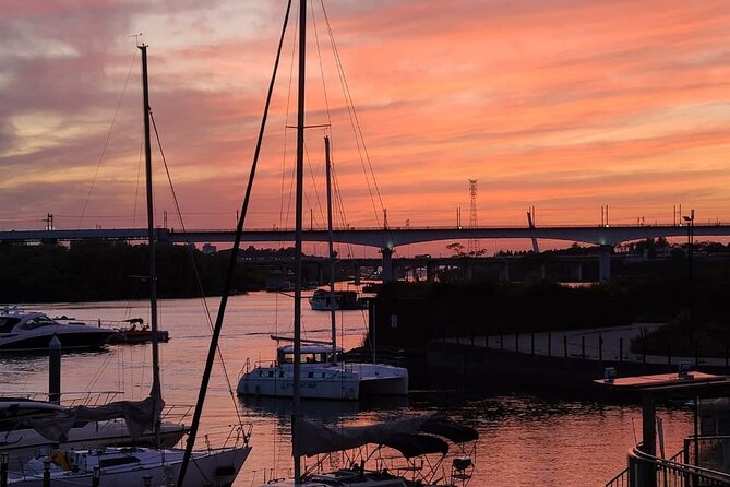 Private Catamaran Yacht Tour in Han River - Sunset is the best time to book