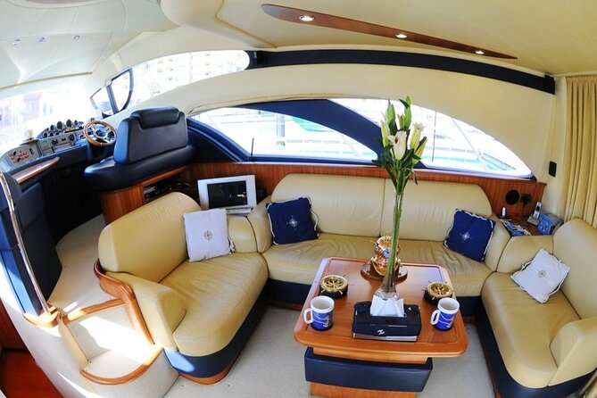 Private Charter Yacht: Dubai Marina, Atlantis And Burj al Arab - Burj Al Arab is the prize on the longer cruise