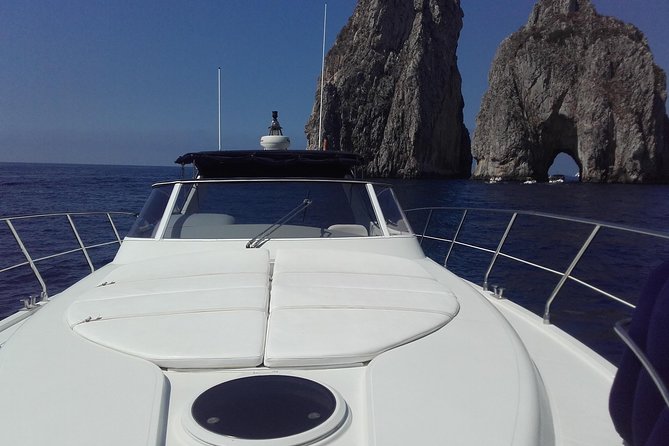 Private Cruise around Capri - yacht 40' - Capri’s western coast and Punta Carena