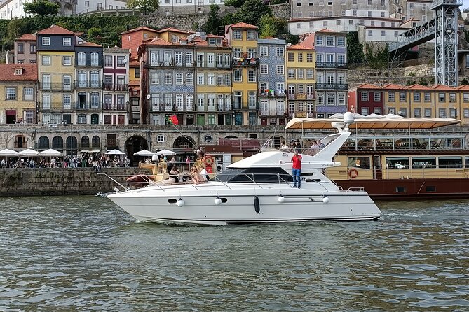 Private Cruise on Luxury Yacht in Porto - Key points at a glance