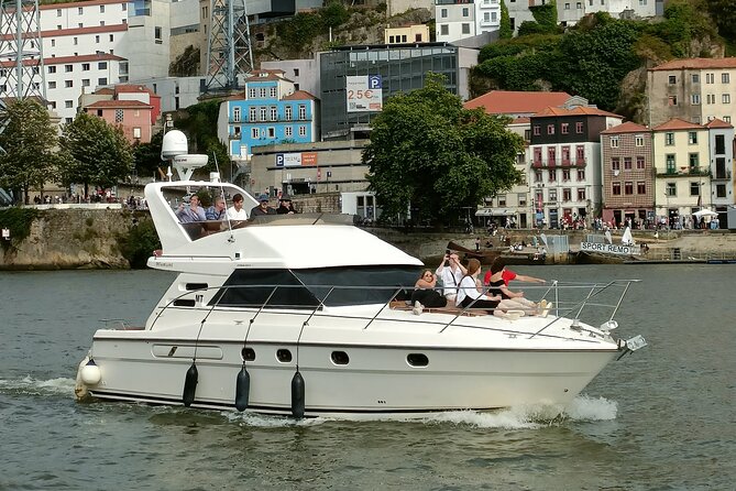 Private Cruise on Luxury Yacht in Porto - Why Porto makes sense from the Douro