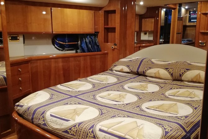 Private Cruise to Capri and Amalfi coast from Positano or Amalfi - yacht 50' - Circling Capri by private yacht