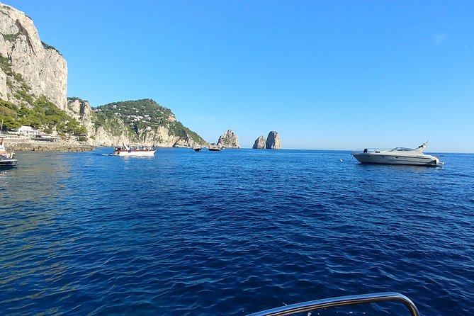 Private Cruise to Capri and Amalfi coast from Sorrento or Capri - yacht 40' - Li Galli and the open coastal views