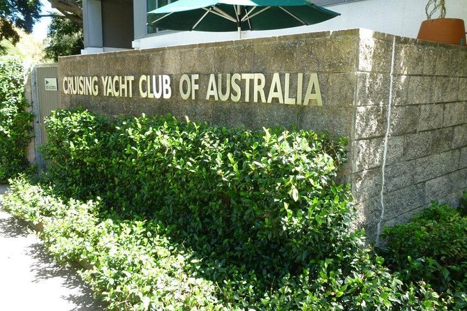 Private Essential Sydney Tour Including Lunch at the Cruising Yacht Club of Australia - What the private vehicle changes
