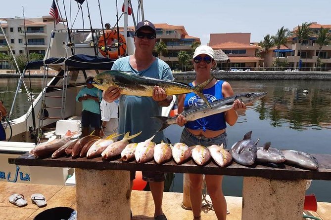 Private Fishing Tour in Yacht Playa del Carmen - What the $920 price really means
