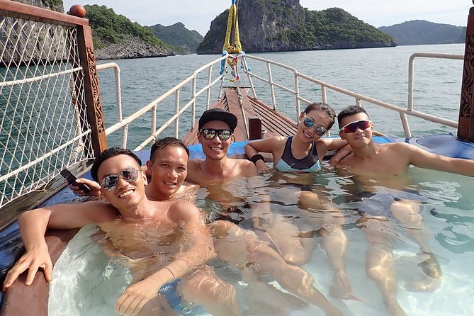 Private Full-Day Blue Dragon Yacht to Angthong National Marine Park - The return passes the park headquarters and Phaluai Island