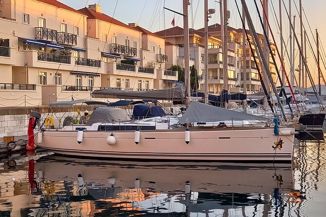 Private Full-day Sailing Cruise from Gibraltar by Yacht - The best reasons to choose a private yacht