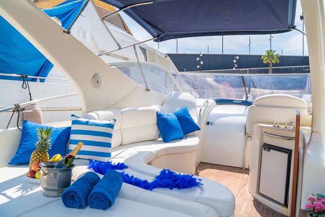 Private Gobbi Yacht Charter in Barcelona - Who will enjoy this yacht charter most