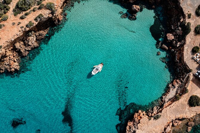Private Half Day Boat Charter in Traditional Balearic Yacht - A four-hour yacht trip built around the sea