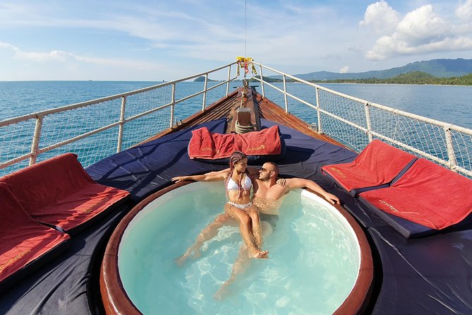Private Half-Day Red Dragon Yacht for Snorkeling Koh Tan & Visit Pig Island - Who will enjoy this most