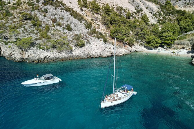 Private - Half Day Sailing from Hvar on a modern sail yacht (up to 8 travellers) - Sailing instead of simply riding