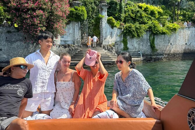 Private Lake Como Yacht Tour Experience on Colombo Boat - Villa Carlotta, art, and seasonal color