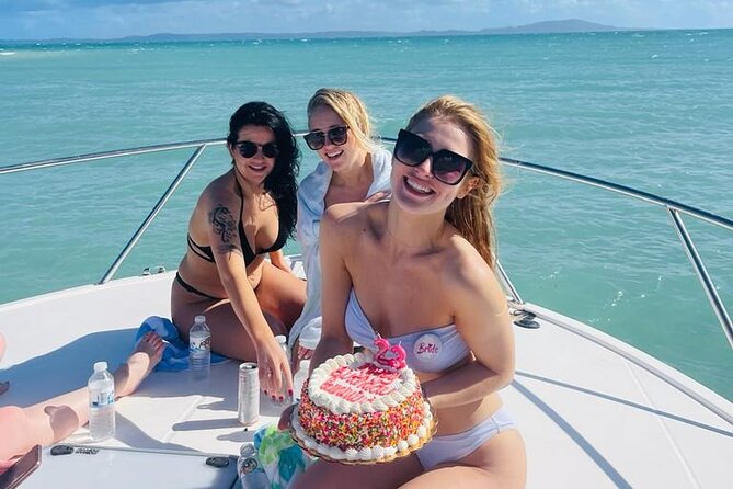 Private Luxury 36' Yacht from Fajardo to Icacos or Palomino - The crew service is part of the value