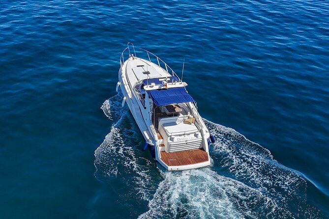 Private Luxury Yacht Charter from PUERTO BANÚS, Marbella - Key points to know before booking