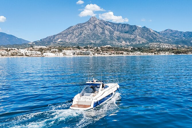 Private Luxury Yacht Charter from PUERTO BANÚS, Marbella - What two hours on the water really allows
