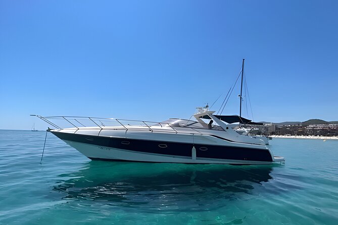 Private Luxury Yacht Charter from PUERTO BANÚS, Marbella - Sailing, dolphin watching, and open views