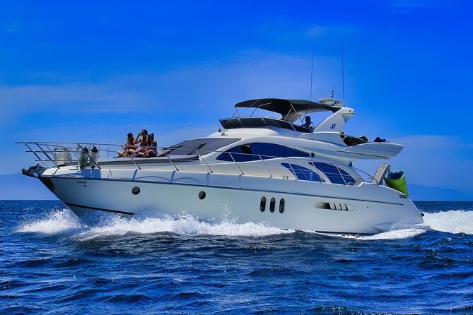 Private Luxury Yacht Chica 55' VIP All Inclusive + Jet Ski - A private yacht day on the Bay of Banderas