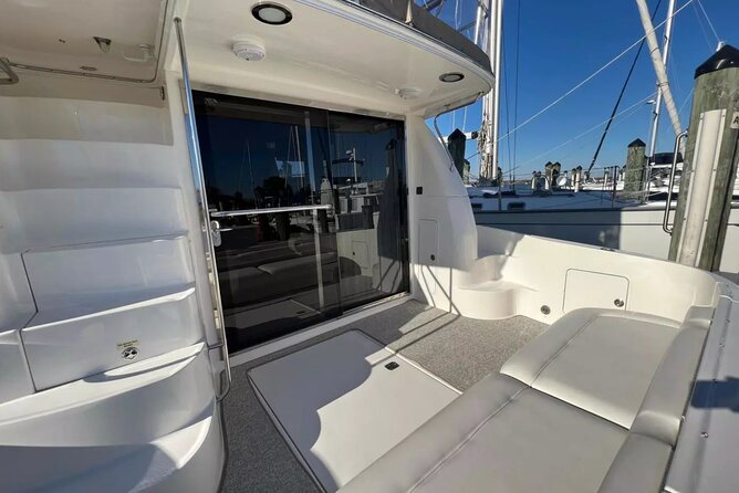 Private Luxury Yacht Cruise Tour in Miami Beach and Biscayne Bay - The one-hour stop near Miami Marine Stadium