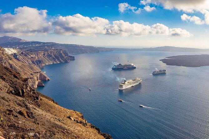 Private Motor Yacht Cruise with BBQ, Open Bar & Transfers - Why seeing Santorini from a yacht changes the day