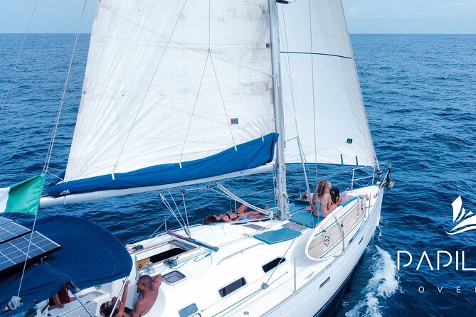Private Sailboat tour in Cabo San Lucas with Papillon Yachts - Cruising to Cabo’s Arch and the sea lions