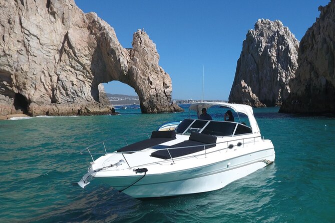 Private Whale Watching on Luxury Yacht in Cabo San Lucas - El Arco and the photograph everyone wants