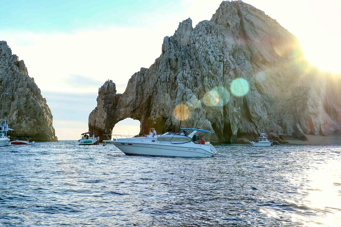 Private Whale Watching on Luxury Yacht in Cabo San Lucas - Water, drinks, and the onboard food question