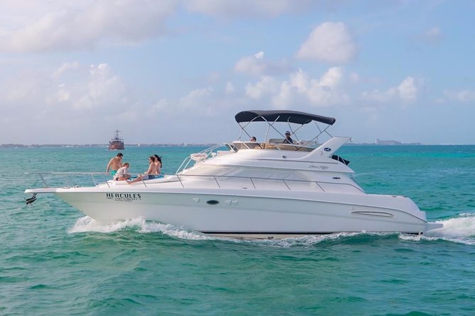 Private Yacht - 46 ft SeaRay Cancun Bay Snorkel 23P4 - Who will enjoy this yacht charter
