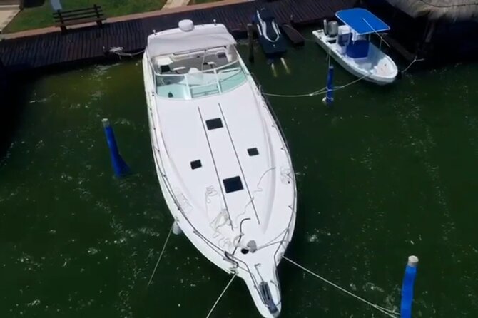 Private Yacht 46ft Sea Ray Snorkel up to 15 pax 23P2 - Who should book this Cancun charter