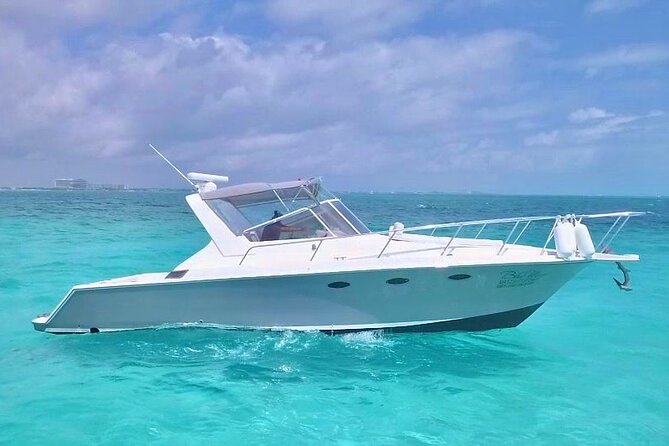 Private Yacht Cancun 42ft up to 8 people - A private yacht is the point, not just the boat ride