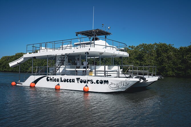 Private Yacht Charter Chica Fun 6 waterslides in Puerto Vallarta - Cruising Puerto Vallarta and Banderas Bay
