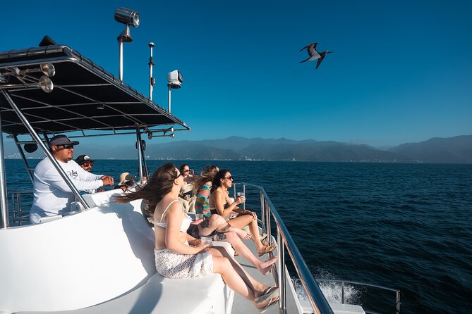 Private Yacht Charter Chica Fun 6 waterslides in Puerto Vallarta - A crew that suits families and celebrations