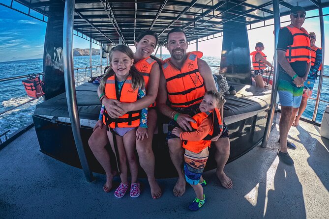 Private Yacht Charter ChicaFUN 2 Waterslides All Inclusive - Choosing between a local cruise and a seven-hour day