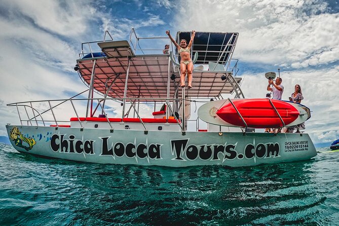 Private Yacht Charter ChicaFUN 3 Waterslides All Inclusive - A private yacht built around water play