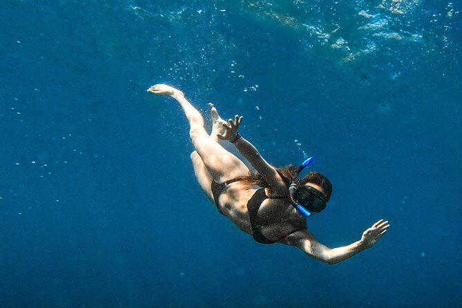 Private Yacht Charter ChicaFUN 4 All Inclusive - Food, drinks, and service keep the day simple