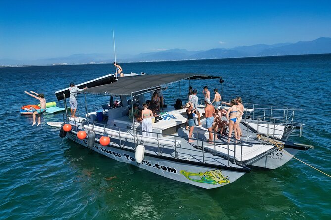 Private Yacht Charter ChicaFUN 4 All Inclusive - Meeting points require attention before payment