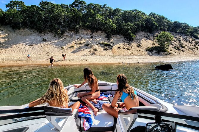 Private Yacht Charter in The Hamptons, Montauk or Sag Harbor - What the crew adds to the day