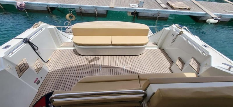 Private Yacht Charters around Comino & Blue Lagoon - Who will enjoy this cruise most