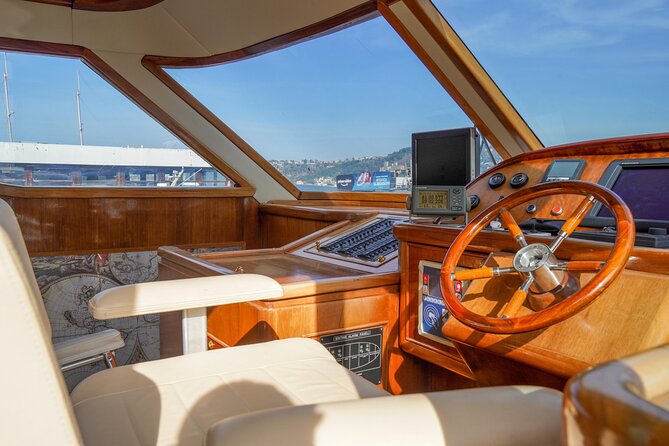 Private Yacht Cruise on Bosphorus - Food, drinks, Wi-Fi, and comfort on board