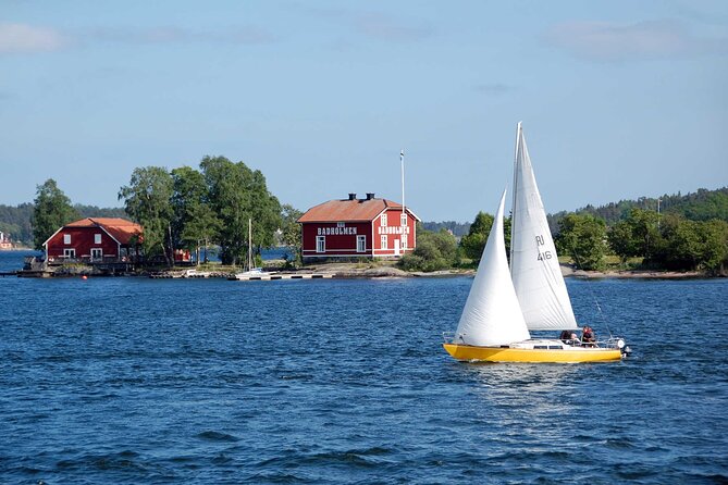 Private Yacht Cruise with Lunch or Dinner in Stockholm Archipelago - Price, privacy, and the real value