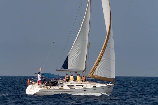 Private Yacht Excursion from Puerto Colon 3 hours - The value of a $543.07 private booking