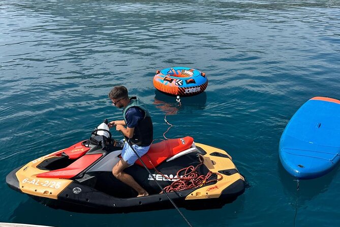 Private Yacht Experience with Jetski Included and Water Sports - What is served on board