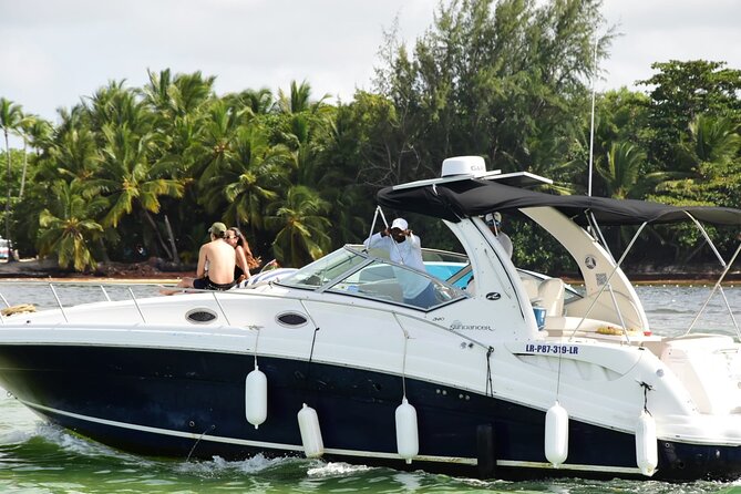 Private Yacht for Excursions in Punta Cana, Snorkeling and Booze - What this private Punta Cana yacht trip is really about