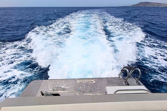 Private yacht in Papagayo Beaches with Gourmet or Premium menu - A private afternoon aboard ARUAL