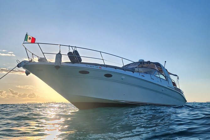 Private Yacht Rental Cancun Up to 15 passengers Isla Mujeres - Birthdays, bachelor groups, and family days