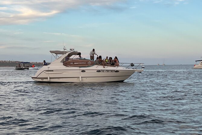 Private yacht rental for 2 hours - The Arch, sea lions, and the Pacific Ocean