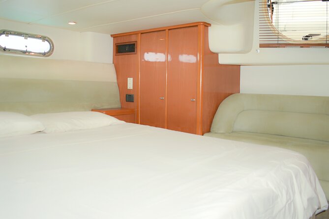 Private Yacht Rental in Cancun - Isla Mujeres, Playa Norte, and the value of timing