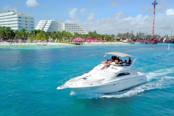 Private Yacht Rental Sea Ray 46ft Cancun 23P3 - Life onboard the Sea Ray 46