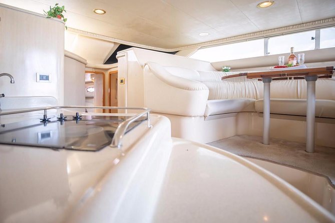 Private Yacht Rental Sea Ray 46ft Cancun 23P3 - Meeting point and timing advice