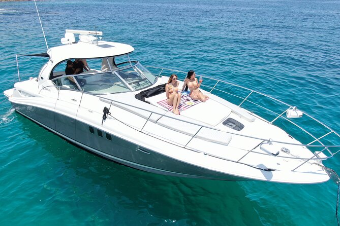 Private Yacht Sea Ray all-inclusive charter in Cabo - Booking, weather, and cancellation details